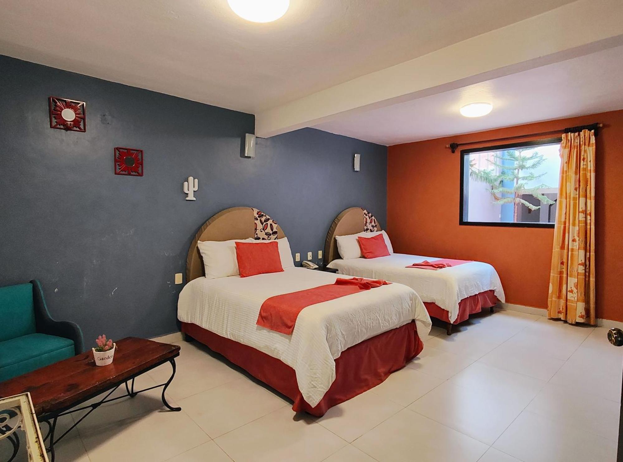 Hotel Jardines Del Carmen San Cristobal de las Casas Bagian luar foto